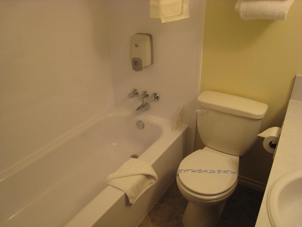 クレストン ダウンタウナー モーター インモーテル 部屋 写真
