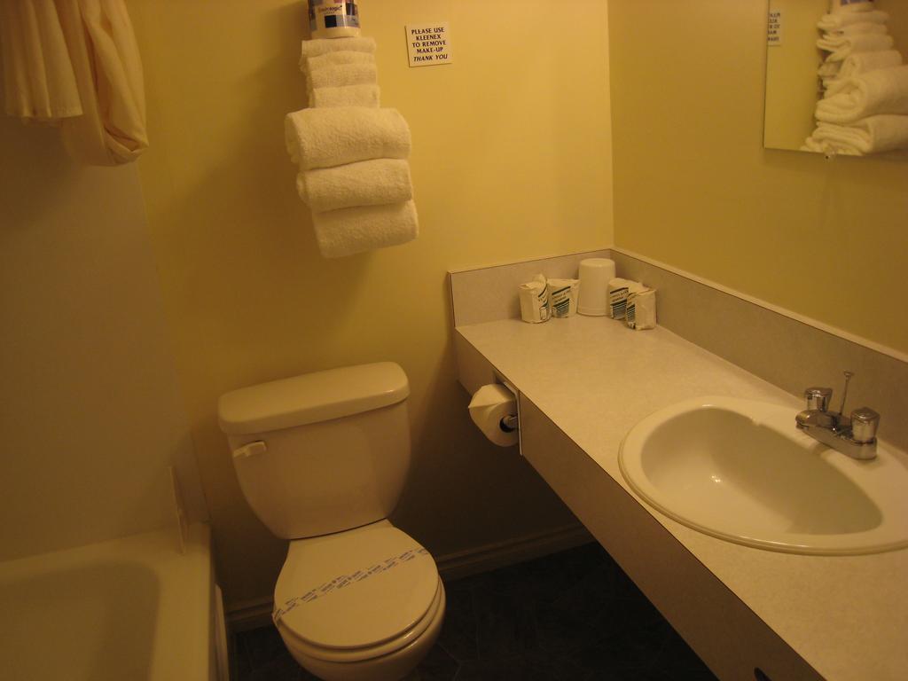 クレストン ダウンタウナー モーター インモーテル 部屋 写真